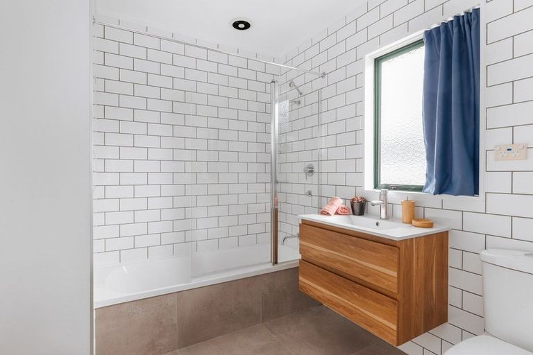 Photo of property in 25a Longstead Avenue, Papamoa Beach, Papamoa, 3118