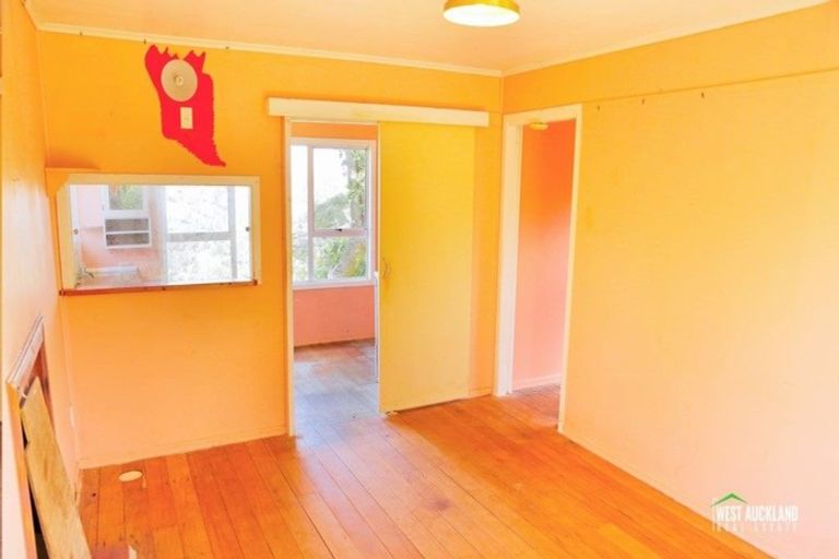 Photo of property in 65 Tane Road, Laingholm, Auckland, 0604