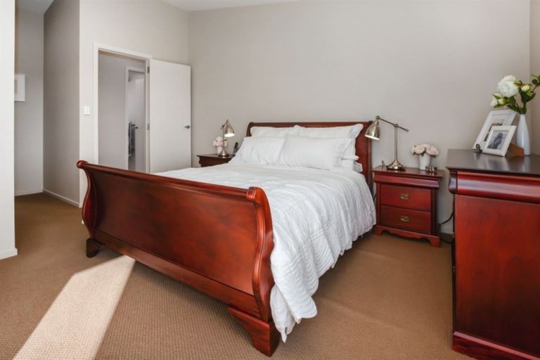 Photo of property in 96 Te Puia Drive, Aotea, Porirua, 5024