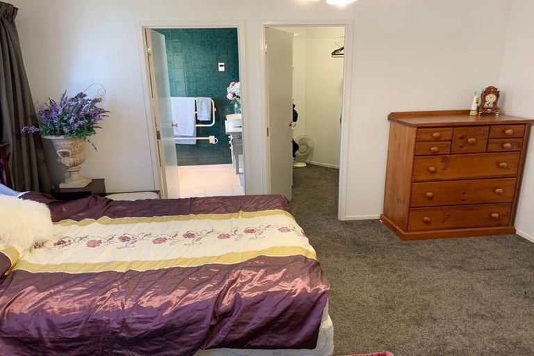 Photo of property in 67 Lynden Avenue, Hillcrest, Auckland, 0627