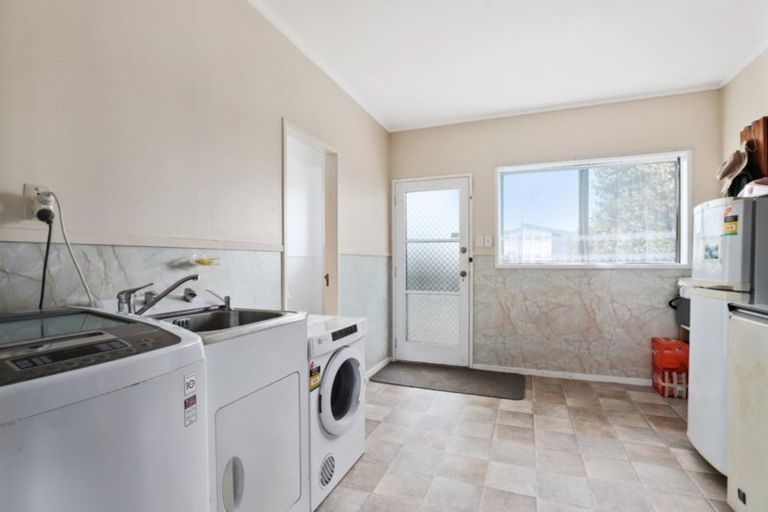 Photo of property in 65 Young Street, Morrinsville, 3300