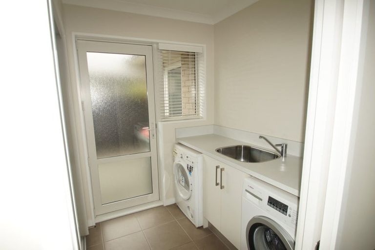 Photo of property in 9b Sterling Drive, Prebbleton, 7604