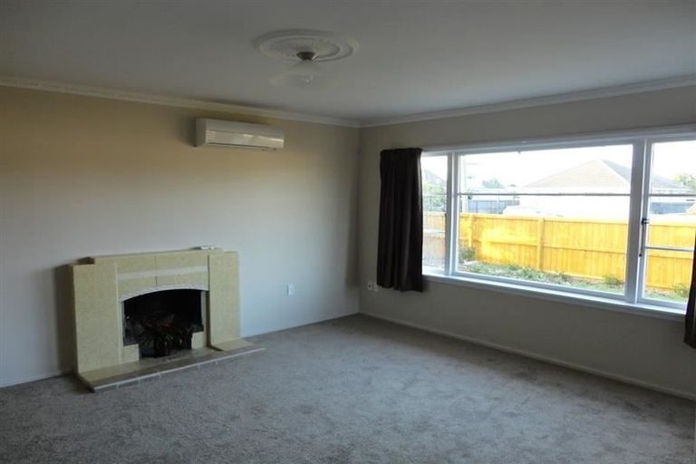 Photo of property in 54 Tauiwi Crescent, Hei Hei, Christchurch, 8042