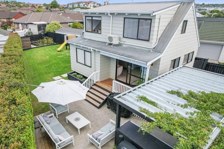 Photo of property in 16b Bay Street, Red Beach, 0932