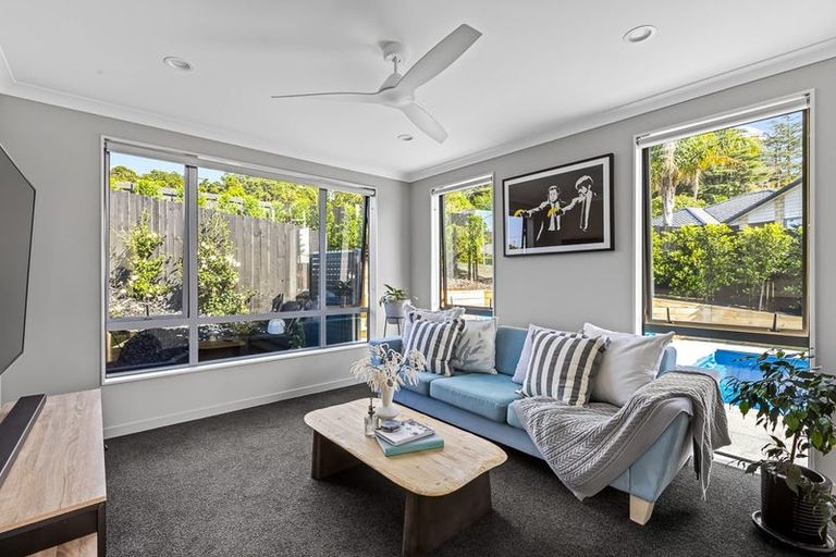 Photo of property in 15 Belvedere Place, Warkworth, 0910