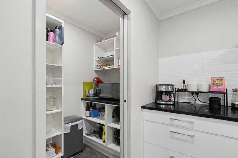 Photo of property in 14 Urumaraki Avenue, Helensville, 0800