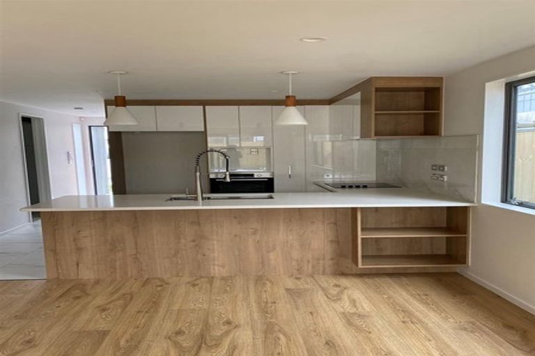 Photo of property in 26 Clayden Shuttleworth Street, Papakura, 2110