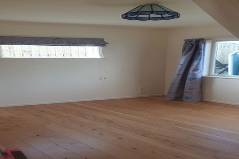Photo of property in 17 Dixie Street, Te Horo Beach, Otaki, 5581