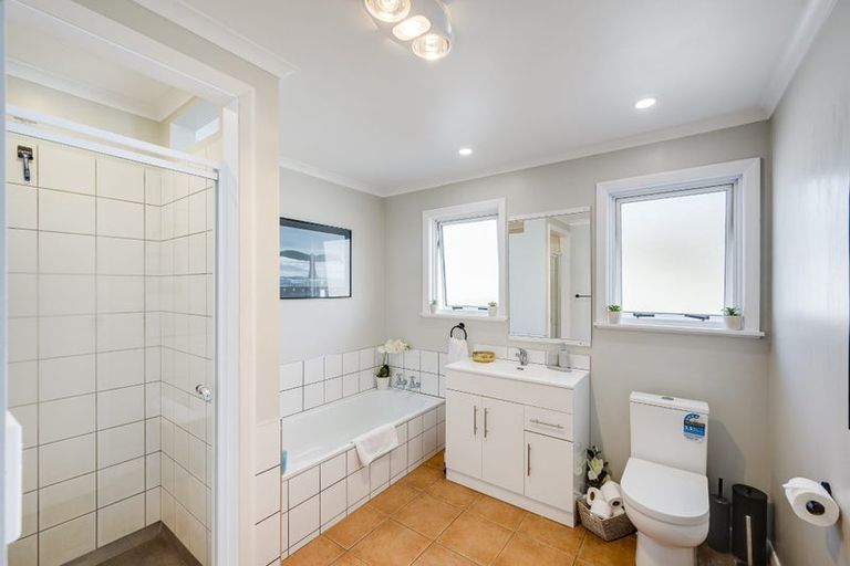 Photo of property in 69 Clarence Cox Crescent, Pirimai, Napier, 4112