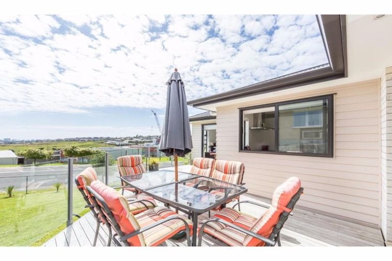 Photo of property in 29 Old Mill Road, Silverdale, 0932