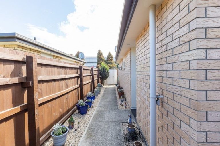 Photo of property in 18/13 Sylvan Street, Hillmorton, Christchurch, 8024