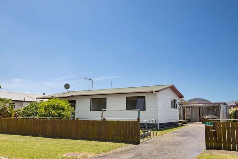 Photo of property in 27 Totara Street, Edgecumbe, 3120