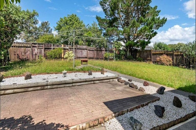 Photo of property in 13 Elvira Place, Ranui, Auckland, 0612