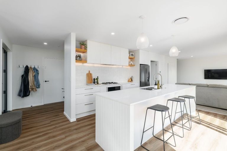 Photo of property in 13 Stackwood Avenue, Woodend, 7610