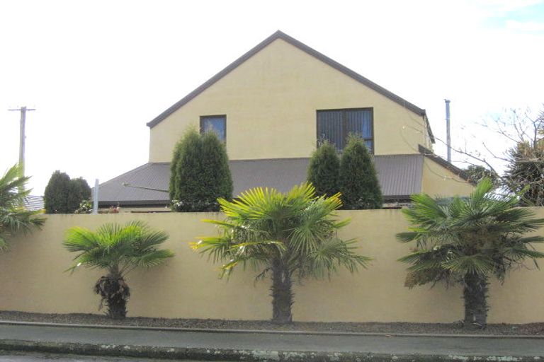 Photo of property in 2/42 Somme Street, St Albans, Christchurch, 8014