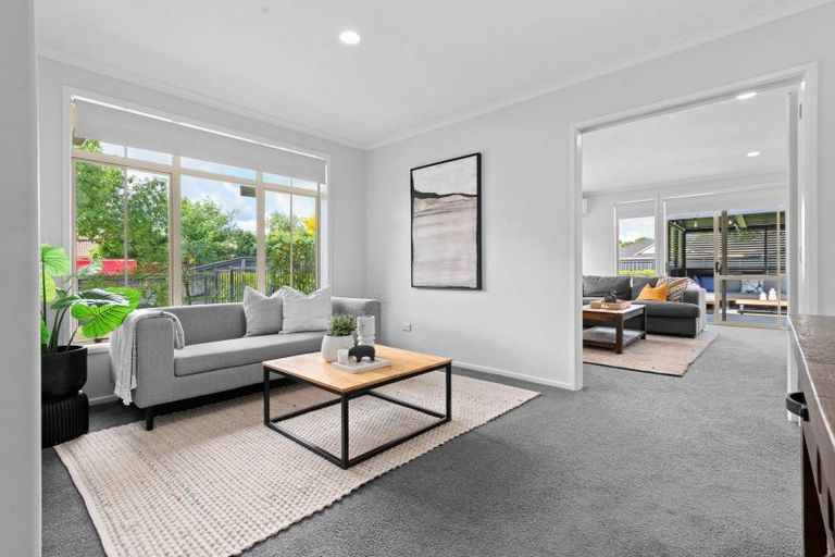 Photo of property in 1 Gresham Place, Rototuna North, Hamilton, 3210