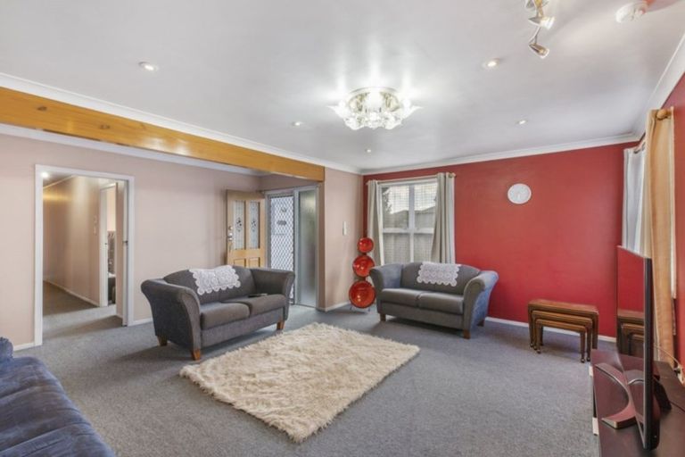 Photo of property in 54 Steven Street, Mangere East, Auckland, 2024