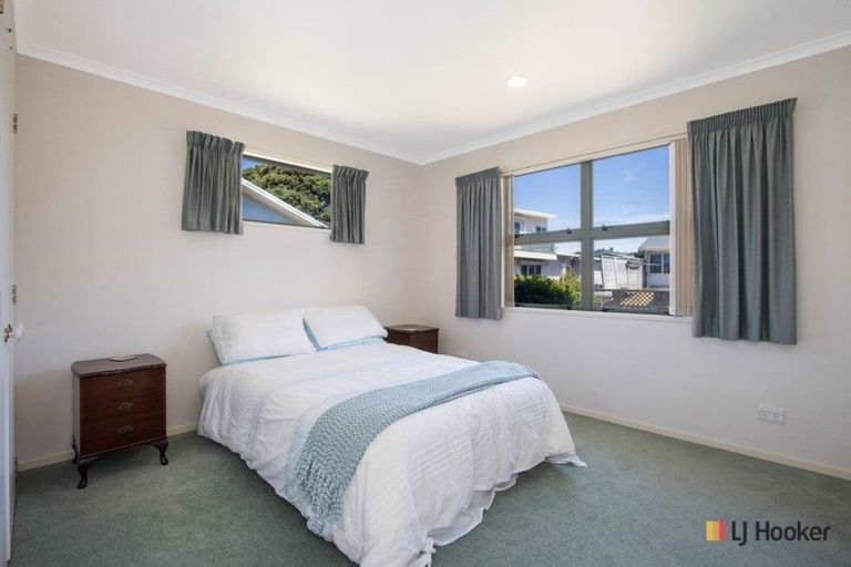 Photo of property in 10 Shaw Road, Waihi Beach, 3611