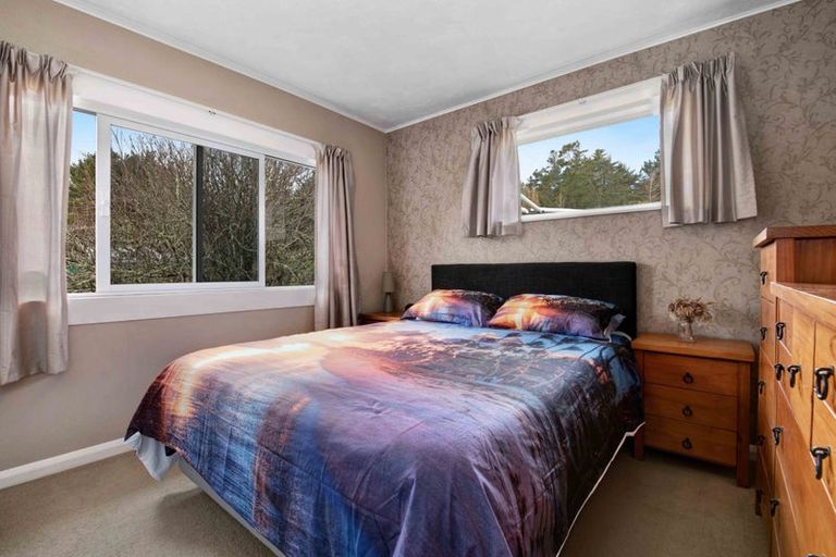 Photo of property in 95 Mangakura Road, Helensville, 0800