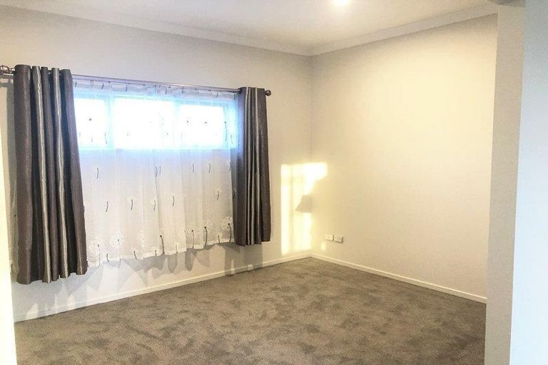 Photo of property in 9 Mclachlan Way, Pokeno, 2471