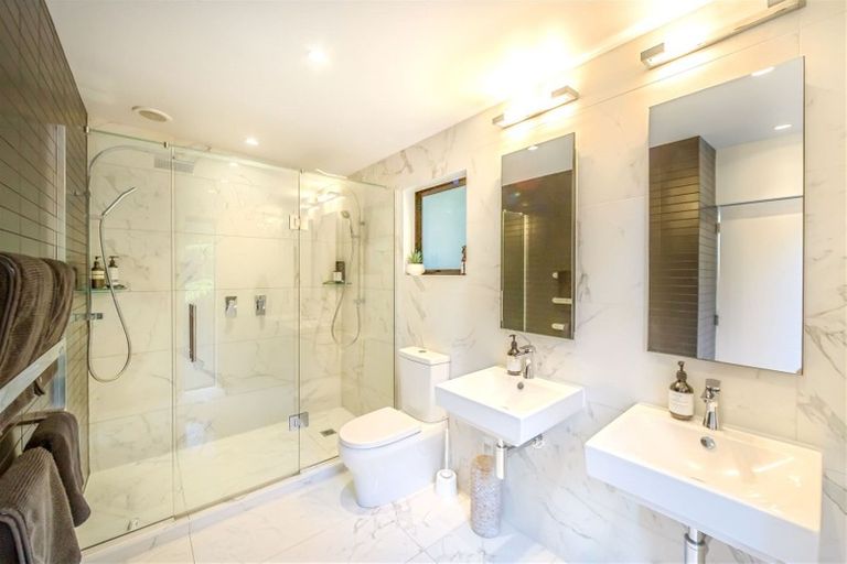 Photo of property in 19 Marae Road, Greenhithe, Auckland, 0632