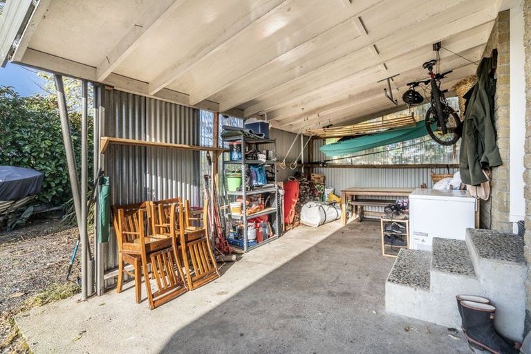 Photo of property in 23 Ottrey Street, Clifton, Invercargill, 9812