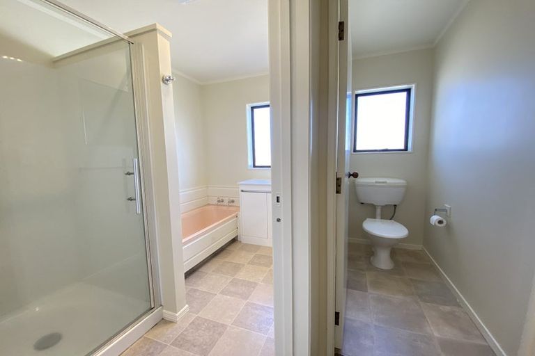 Photo of property in 327a Oceanbeach Road, Mount Maunganui, 3116