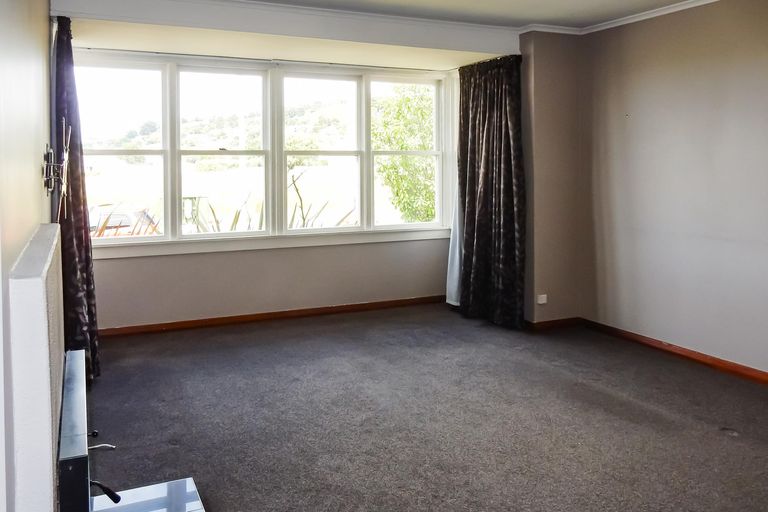 Photo of property in 12 Harlech Street, Oamaru North, Oamaru, 9400