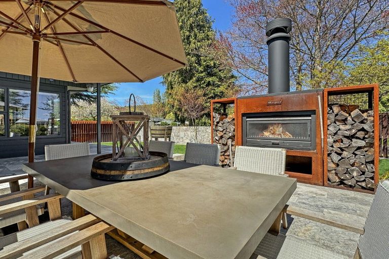 Photo of property in 1 Nisbet Terrace, Kinloch, Taupo, 3377