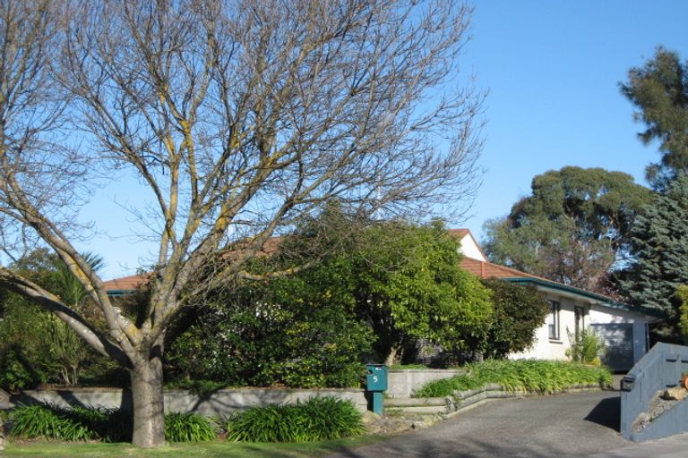 Photo of property in 5 Pomeroy Place, Havelock North, 4130