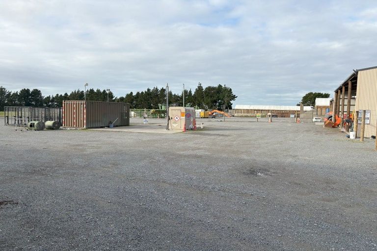 Photo of property in 588 Pound Road, Yaldhurst, Christchurch, 7676