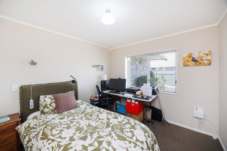 Photo of property in 27 Norfolk Crescent, Feilding, 4702
