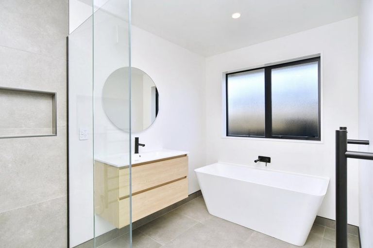 Photo of property in 11 Saint James Place, Rangiora, 7400