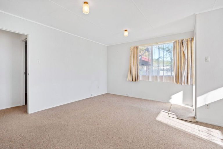 Photo of property in 25a Kuparu Place, Ruakaka, 0116
