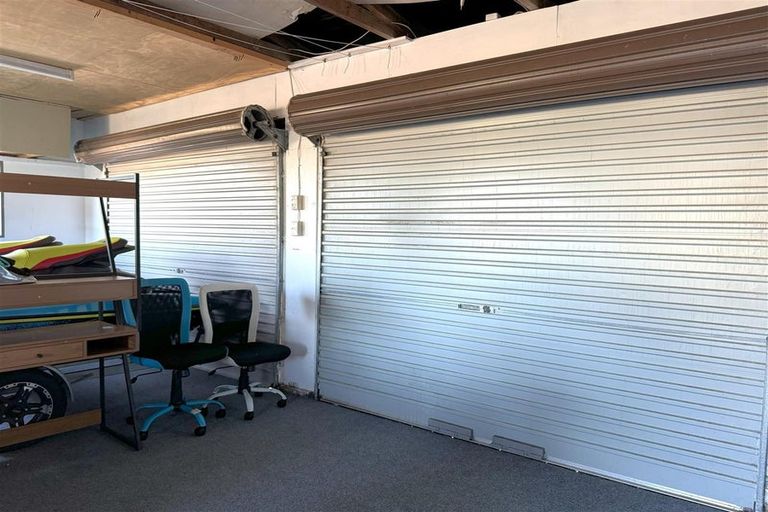 Photo of property in 2 Stanton Crescent, Karoro, Greymouth, 7805