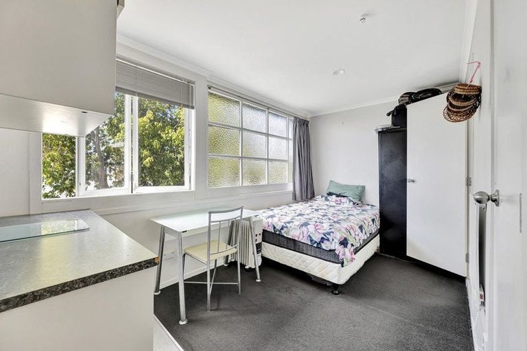 Photo of property in 87 Lake Road, Frankton, Hamilton, 3204