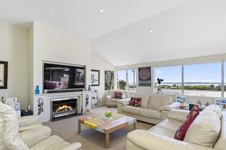 Photo of property in 24 Pillans Road, Otumoetai, Tauranga, 3110