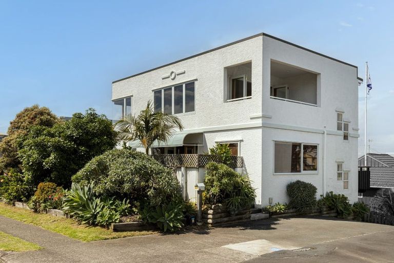 Photo of property in 44 Oceanview Road, Mount Maunganui, 3116