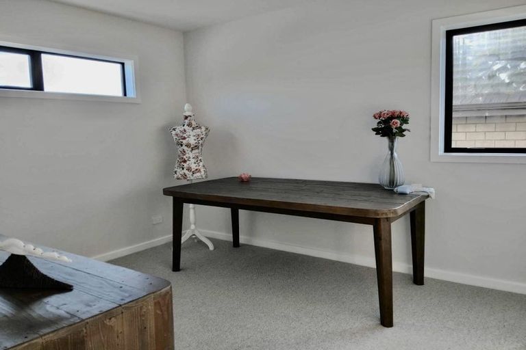 Photo of property in 6 Allans Way, Waiuku, 2123