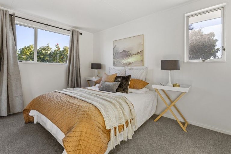 Photo of property in 52 Hyde Avenue, Richmond Heights, Taupo, 3330