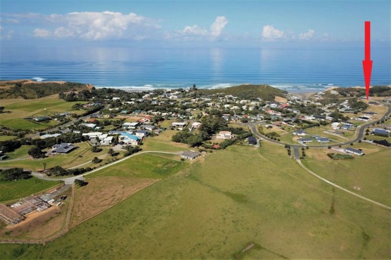 Photo of property in 55 Sunset Drive, Baylys Beach, 0377