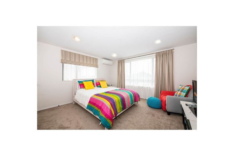 Photo of property in 16 Ballindrait Drive, Flat Bush, Auckland, 2019