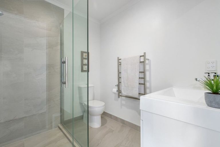 Photo of property in 16 Springside Court, Huntington, Hamilton, 3210