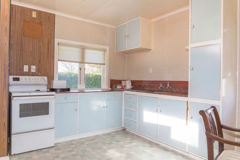 Photo of property in 27 Smith Street, Dannevirke, 4930