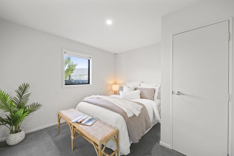 Photo of property in 3/48 Mcfaddens Road, St Albans, Christchurch, 8052