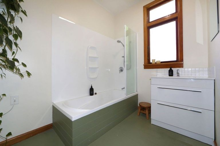 Photo of property in 407 Jervois Street, Mayfair, Hastings, 4122