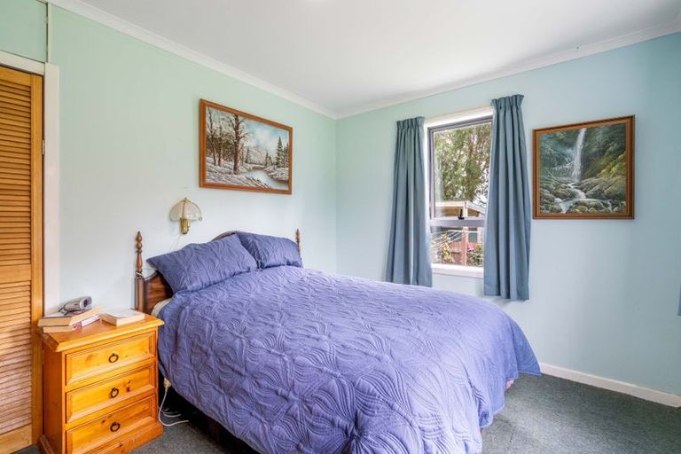 Photo of property in 250 Stirrat Street, Clifton, Invercargill, 9877