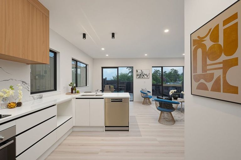 Photo of property in 11c Glenfinn Place, Massey, Auckland, 0614
