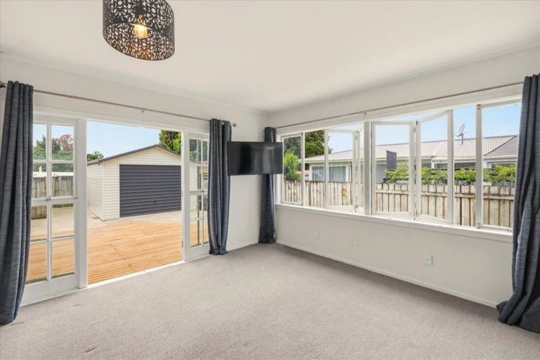 Photo of property in 15 Hall Road, Paengaroa, Te Puke, 3189