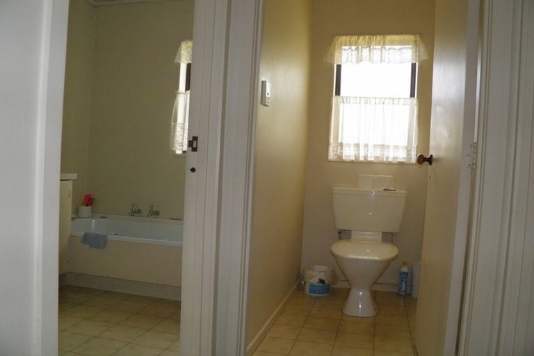 Photo of property in 3/6 Mimosa Place, Half Moon Bay, Auckland, 2012